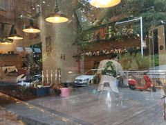 -Be Lived Cafe比例咖啡(摩天轮店)