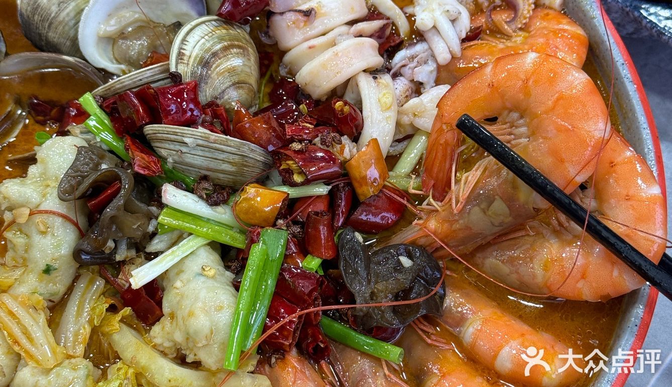 在厦门曾厝垵!好吃到不想说话!!!