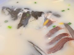 浓汤鱼头-浔味·山屿湖·正宗淳牌全鱼宴老字号