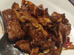 牛肝菌牦牛肉-彩云天云南餐厅