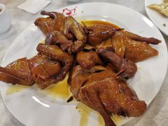 传统豉皇乳鸽-文记壹心鸡(宝华路店)