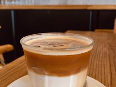 凍拿鐵-Common Table · Brunch & Coffee