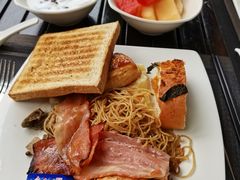 -三亚湾海居铂尔曼度假酒店