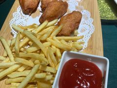 鸡翅薯条-叶派龙虾•招牌香辣蟹·海鲜(中海国际店)