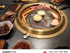 -铭牛烧肉·和牛海鲜自助(高新月牙湖店)