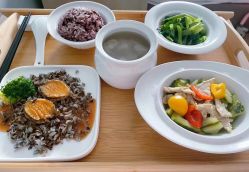 -沪月爱萌月子中心