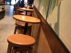 用餐区-星巴克(广州百信广场东区店)