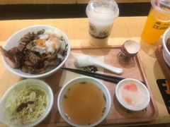 -熊吞·大碗丼烧肉饭(济宁万达广场店)