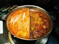 -湊湊火锅·茶憩(新中关购物中心店)