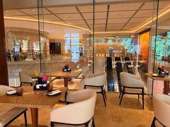 -怡咖啡海鲜自助餐厅(浦东香格里拉店)