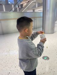 -爆米花儿童美发乐园