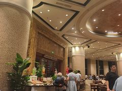 -怡聚轩全日制自助餐厅(大中华喜来登酒店)