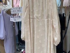 -绮梦微胖大码女装(东方社区三十一街坊店)