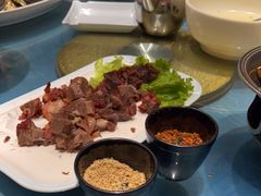 -乔家小院•非遗驴肉•青岛菜(滨河路店)