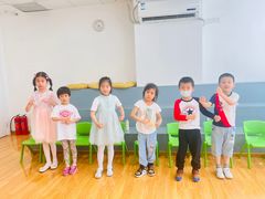 -蓝话筒·少儿成人演讲口才·主持朗诵·戏剧表演(大华第一坊店)