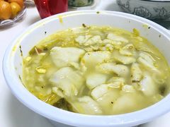 老坛酸菜鱼锅-和先生的砂锅鱼(八方汇店)