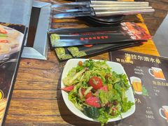 东北大拌菜-海拉尔碳烤羊腿烤鸽子(吕营店)