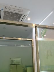 -苗医生0感科技祛痘