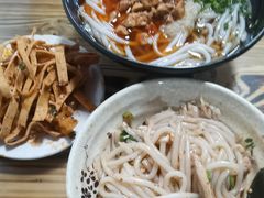 凉鸡米线-再回首鸡肉米线(人民路一店)