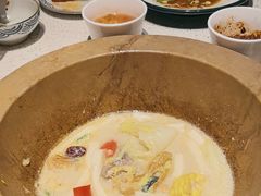-云尊府云南菜·蒸汽石锅鱼(五棵松华熙店)
