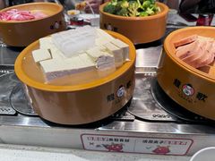 -龍歌自助小火锅(市北台东利群店)