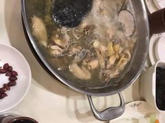 -一席地·本地鸡窝·杭帮鸡火锅(萧山银隆百货店)