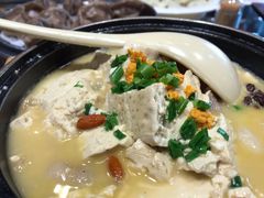石锅海胆豆腐-那家老院子东北菜·饺子·小鸡炖蘑菇(艳华街店)