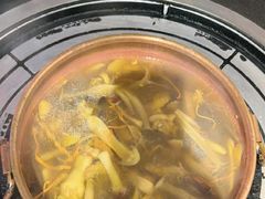 -阿山卓·野生菌火锅·纳西火塘烤肉