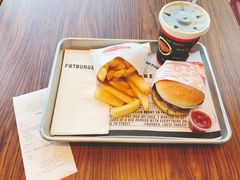 -FATBURGER 特富客汉堡(外交公寓店)