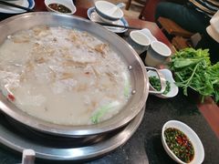 -老来福·非遗酸汤兔(凯旋路店)