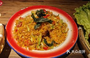Pattaya Crab with Garlic and Fried Bread Crumbs