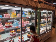 面包甜点陈列柜-面包新语(无锡M会员店)