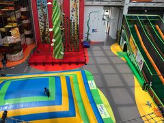 -蒙特利亲子乐园