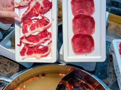 -来龍儿鲜切牛肉自助老火锅