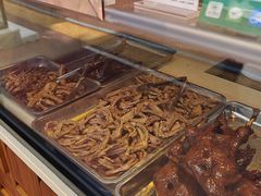 -王浩儿纪六孃甜皮鸭(乐山总店)