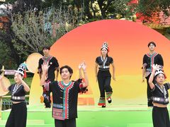 -七彩云南欢乐世界