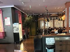 -八府香鸭·啫啫煲(华山路店)