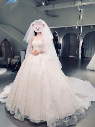 -艾米丽婚纱礼服