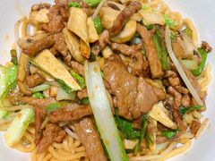 生爆牛肉面-寻裕记·现炒浇头面(人民广场店)