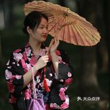 听说今年世纪公园种了一片彩色油菜花,果断安排上!