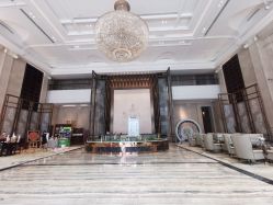 -HANI SALON