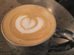 茉莉茶拿铁-Nectar One Cafe(勇烈路n1店)