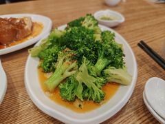 -裕记烧腊连锁餐饮(国商分店)