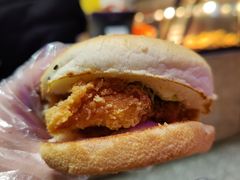 香辣鸡腿堡-前进5路汉堡炸鸡(汉街skp店)