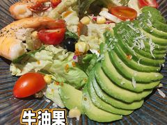 牛油果虾沙拉-一心创作料理屋(经开万达店)