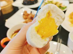 流沙包-高第街56号港式餐厅·精选(世茂广场宽厚里大明湖店)