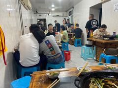 大堂-石灰市毛记烧鸡公(解放碑店)