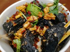 黑色经典臭豆腐-黑色经典臭豆腐·湖南特产(太平街口店)