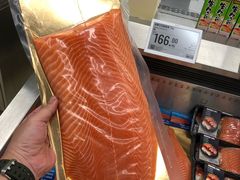 三文鱼-盒马X会员店(王府井奥莱UP TOWN店)