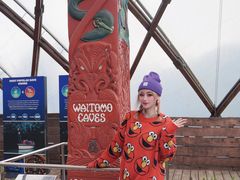 -怀托摩萤火虫洞